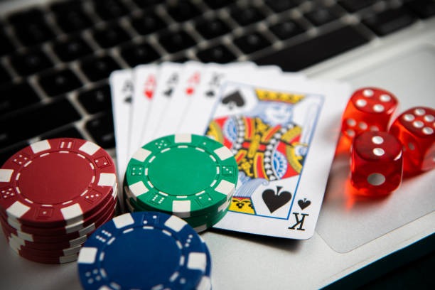 Monopoly Live on Android and iOS devices